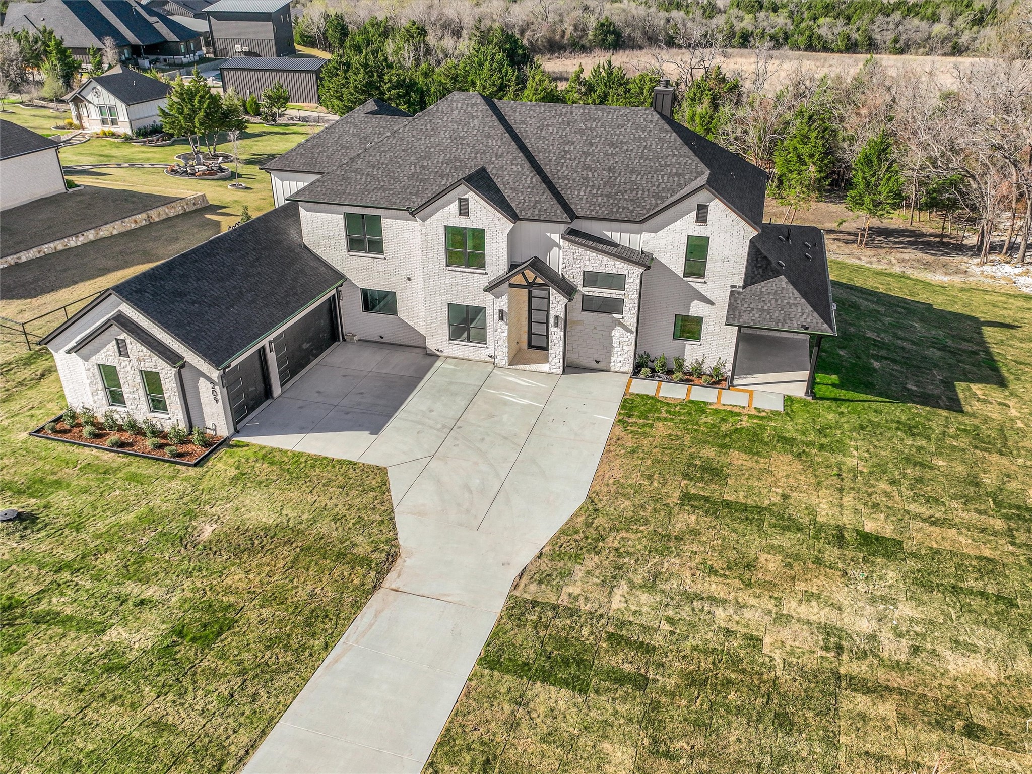 209 Avery Lane Gunter TX 75058
