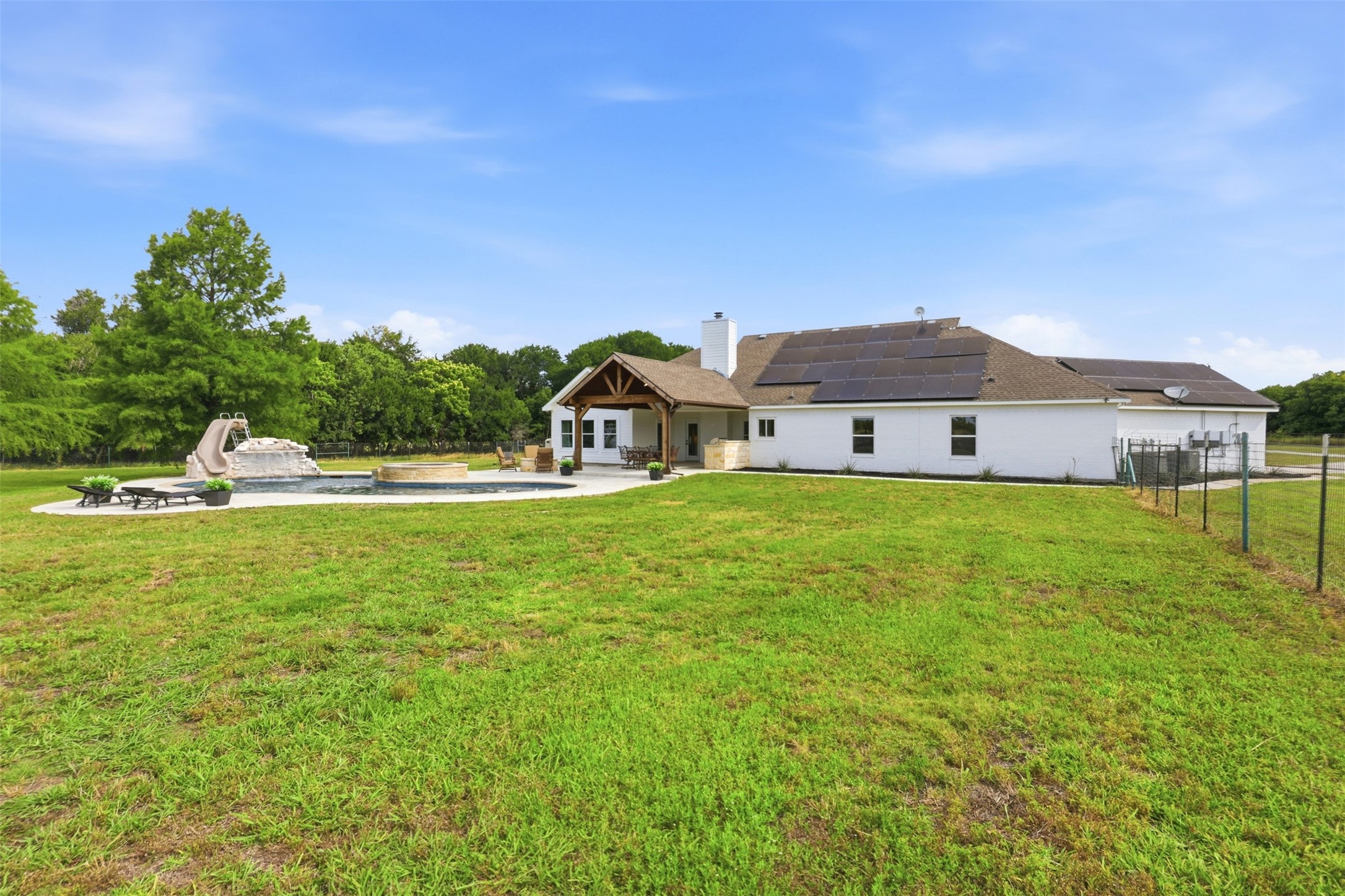 9390 Lakeridge Drive Princeton TX 75407