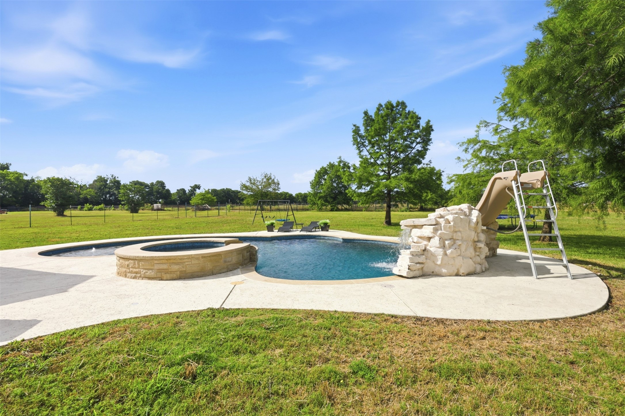 9390 Lakeridge Drive Princeton TX 75407