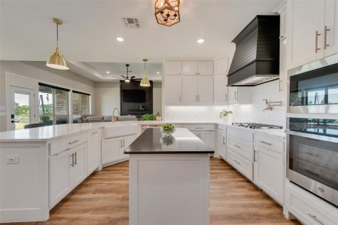 1044 Encino Court Wills Point TX 75169