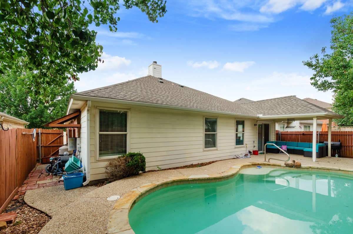 1504 Morning Dove Aubrey TX 76227