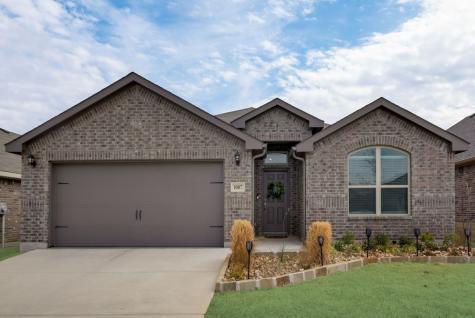 1007 Eastland Lane Aubrey TX 76227