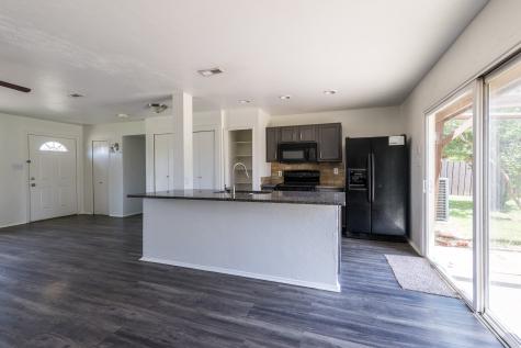 5728 Pearce Street The Colony TX 75056