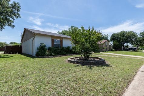 5728 Pearce Street The Colony TX 75056