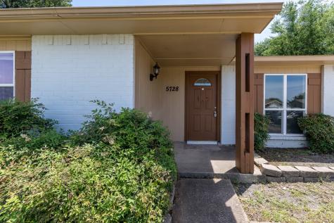 5728 Pearce Street The Colony TX 75056