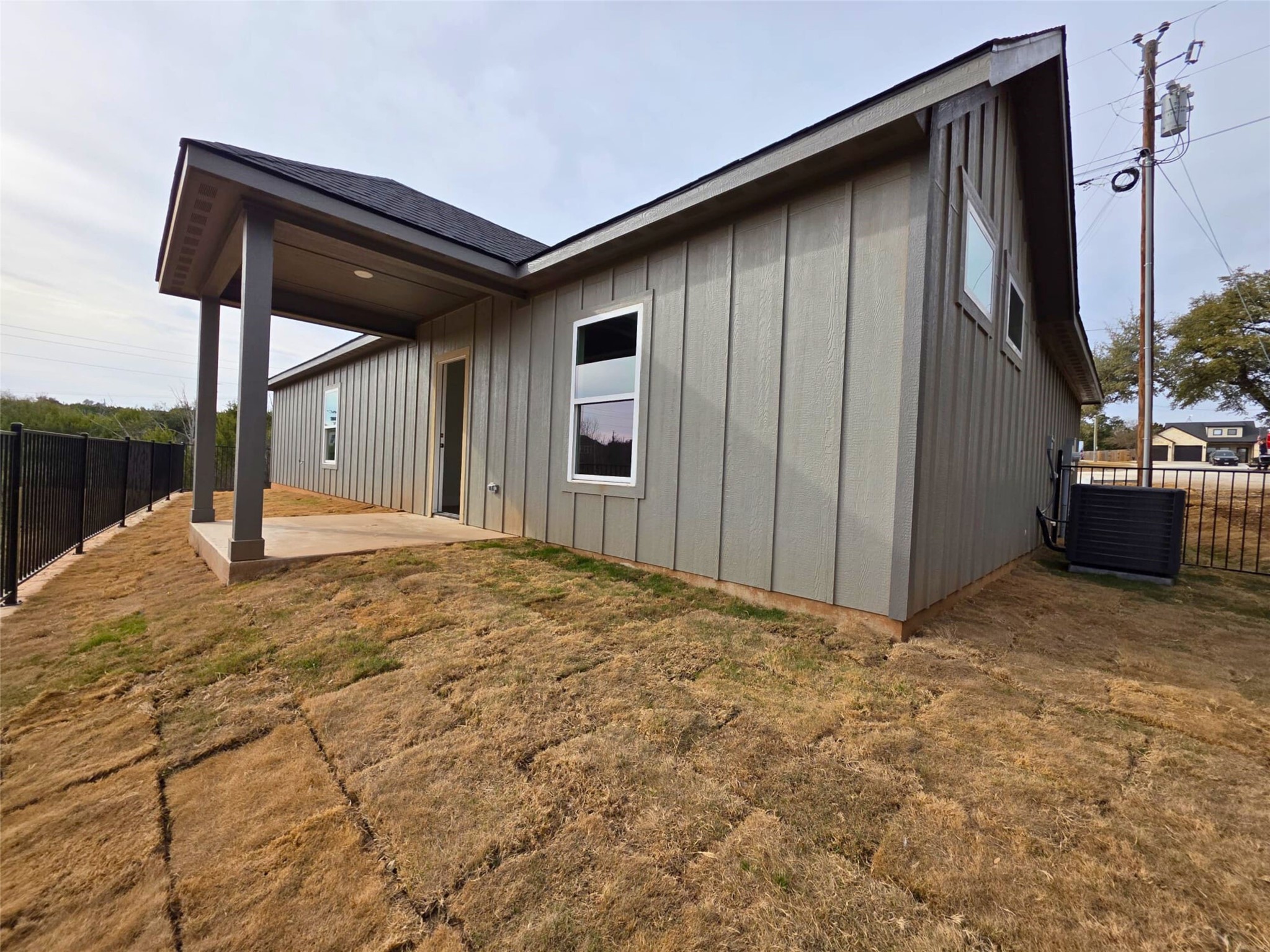 2507 Lakeridge Drive Granbury TX 76048