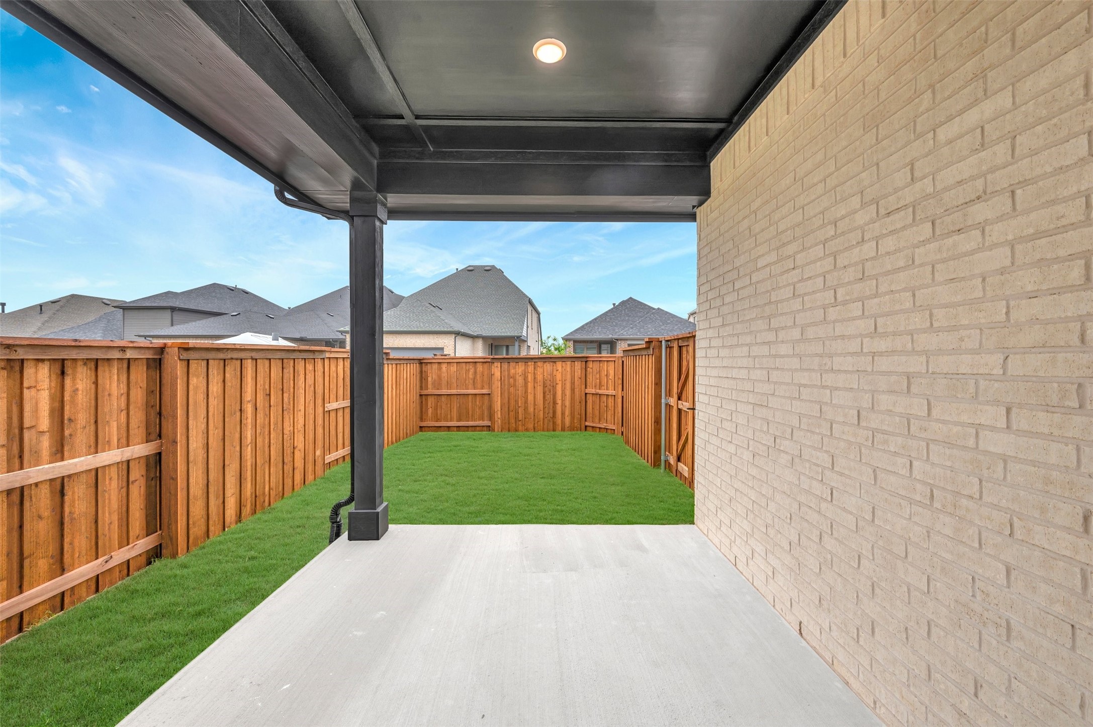 1856 Lightner Road Van Alstyne TX 75495