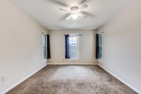 205 W Main Street Gunter TX 75058