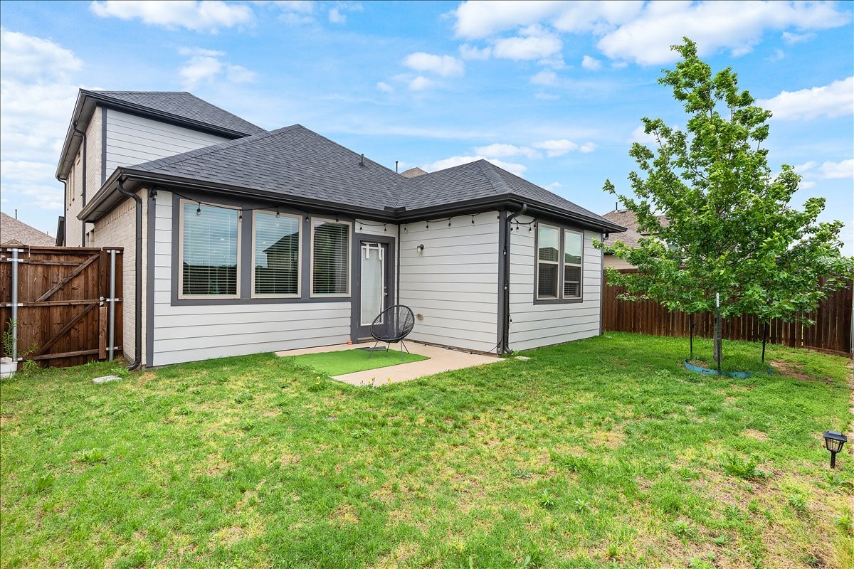 2516 Gaulding Street Royse City TX 75189