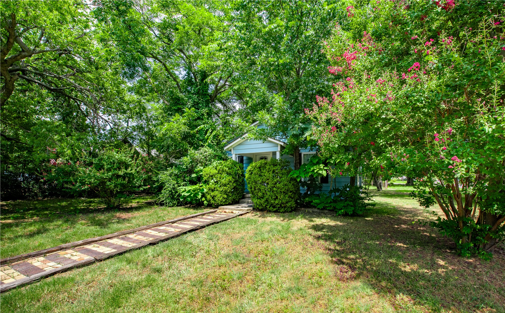 1619 Mccormick Street Denton TX 76205