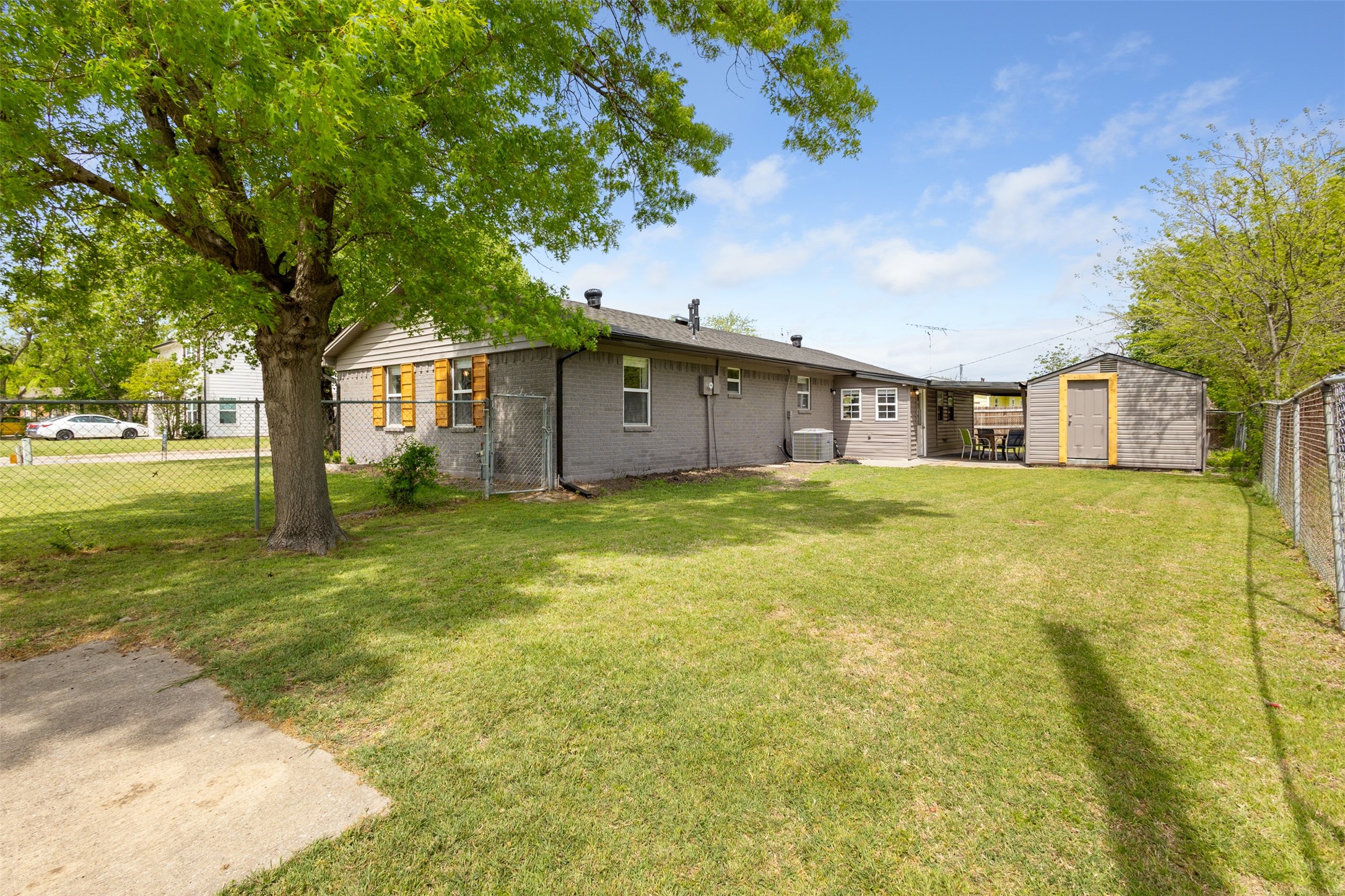 610 S 10th Street Sanger TX 76266