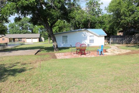 303 S Lennox Street Stephenville TX 76401