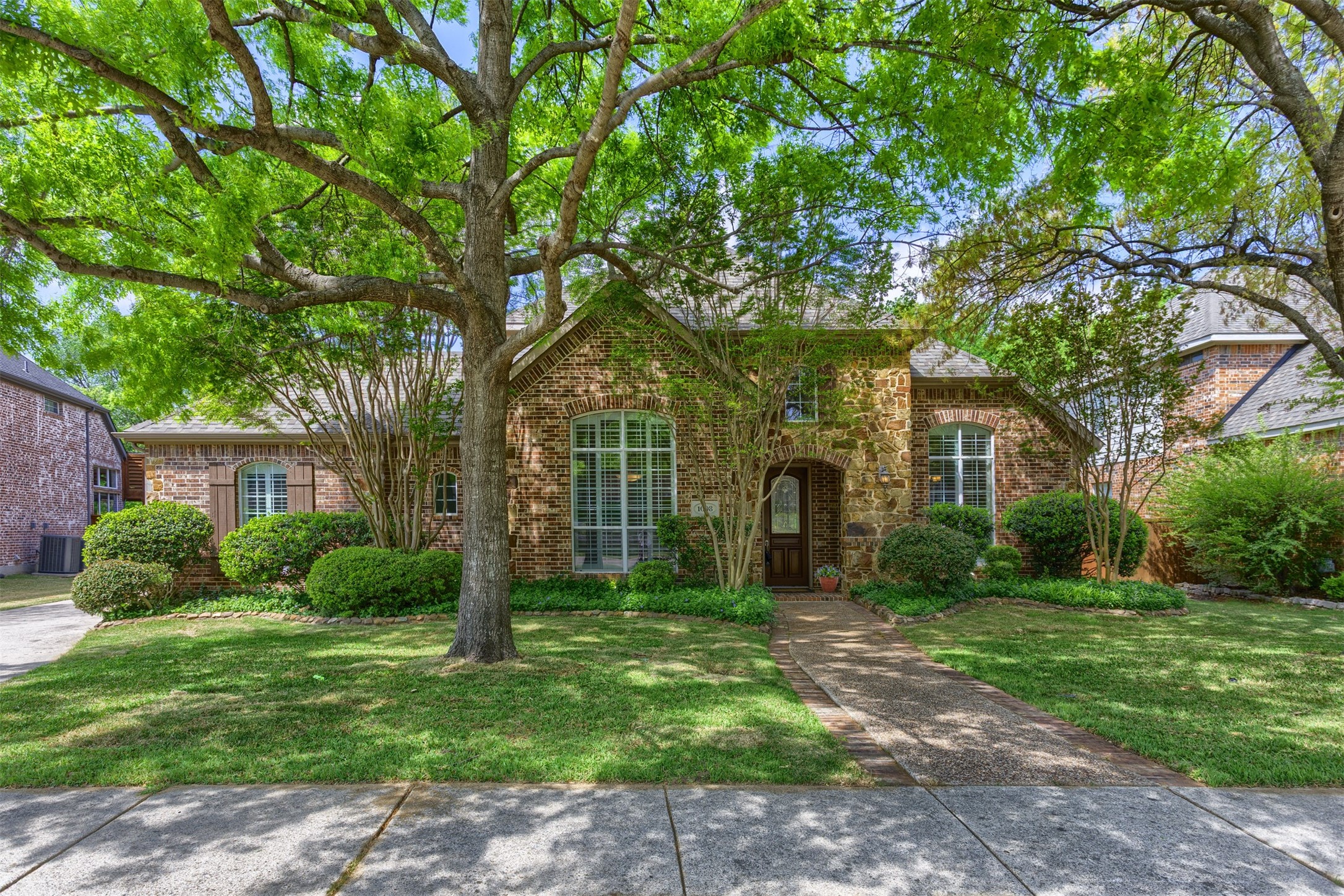 1008 Woodcliff Drive Mckinney TX 75072