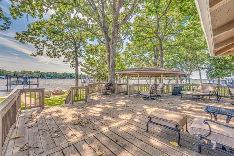 113 Crestwood Circle Enchanted Oaks TX 75156