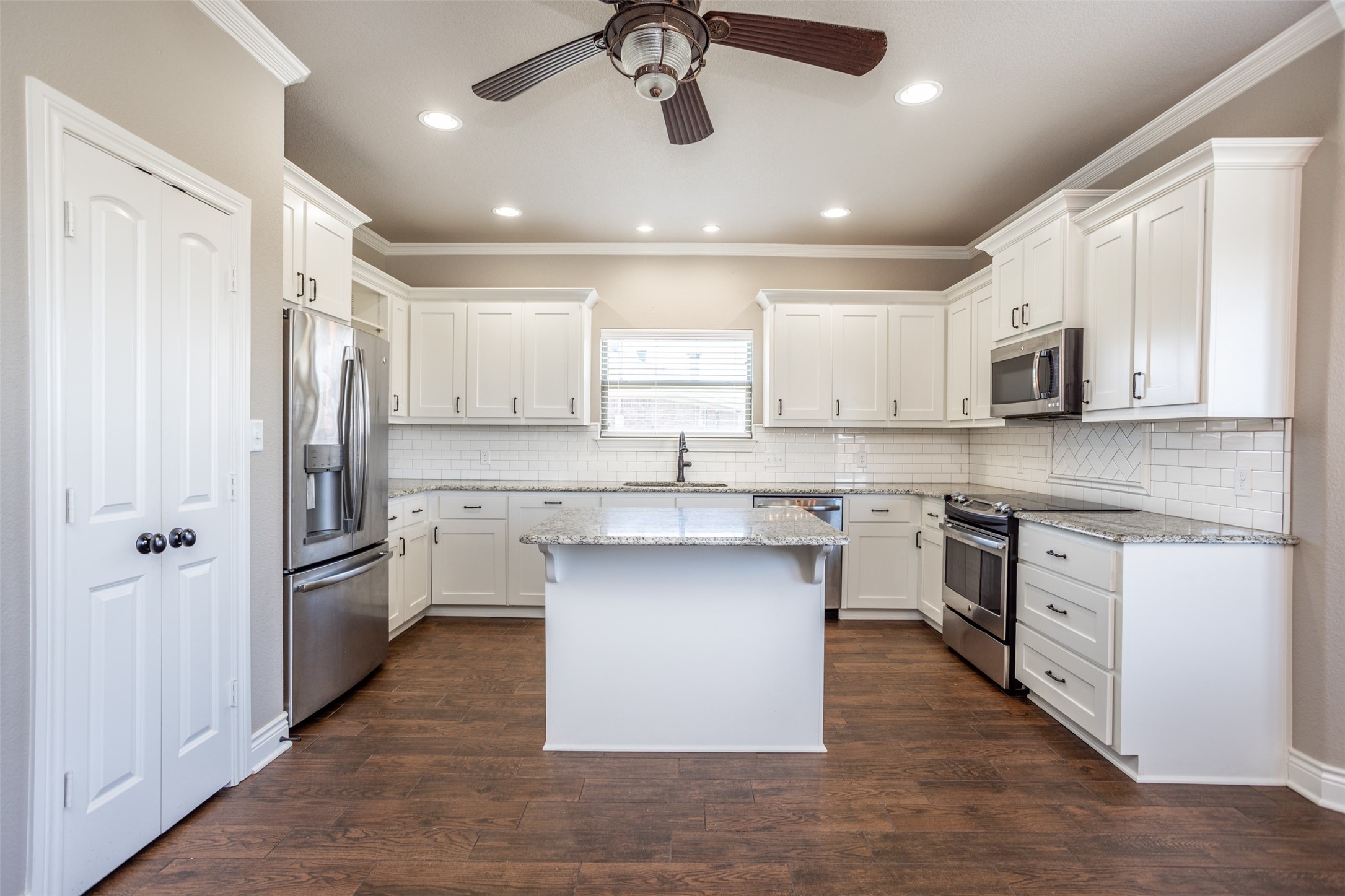 2008 Stanford Drive Gainesville TX 76240