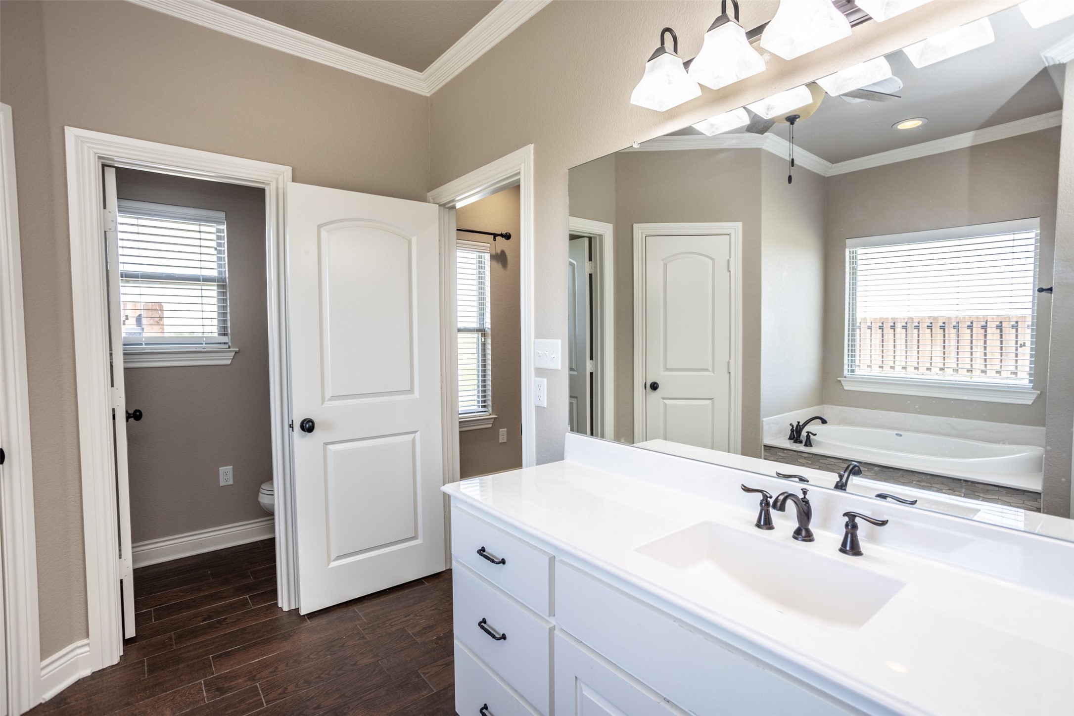2008 Stanford Drive Gainesville TX 76240