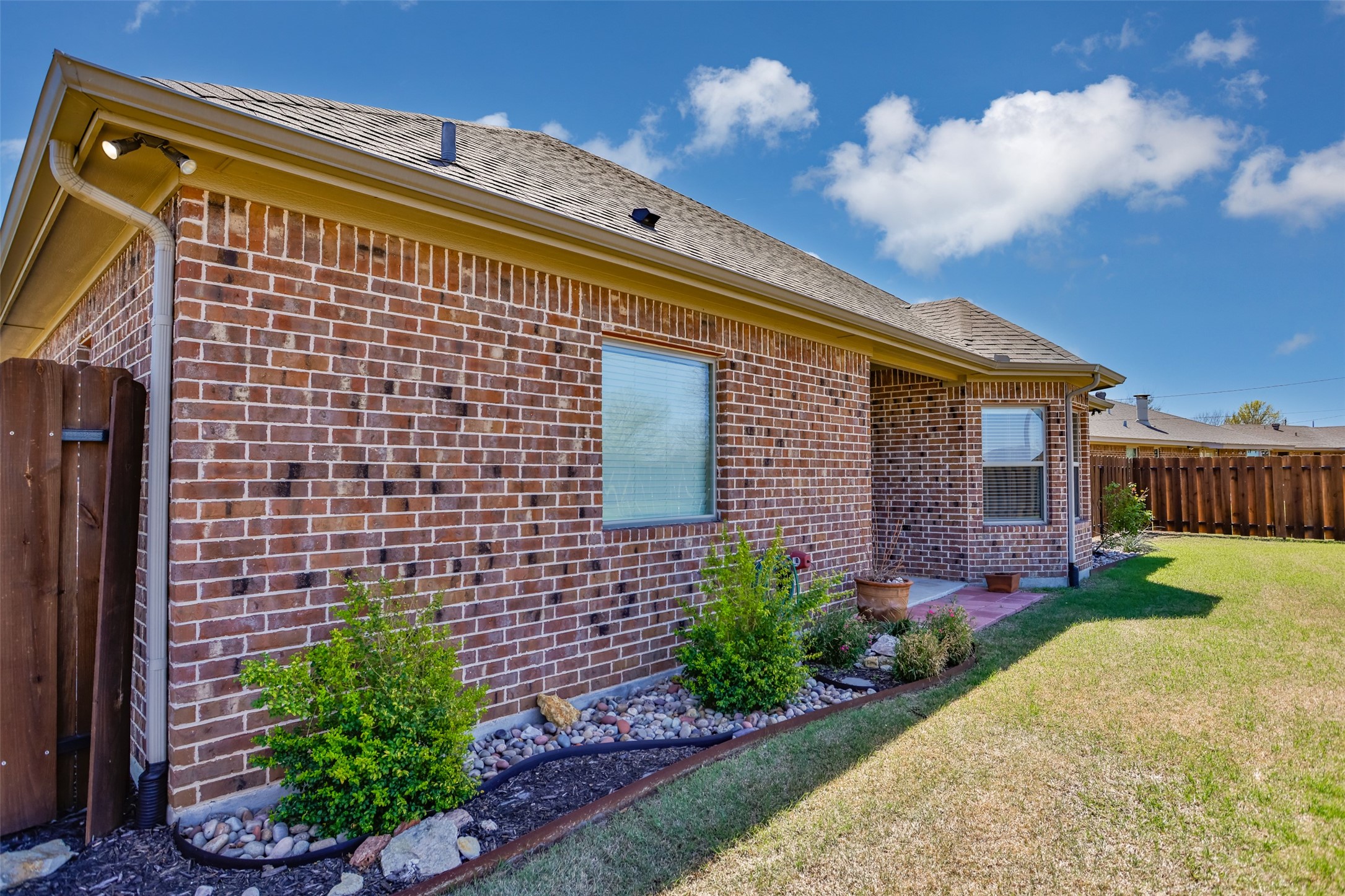 2008 Stanford Drive Gainesville TX 76240