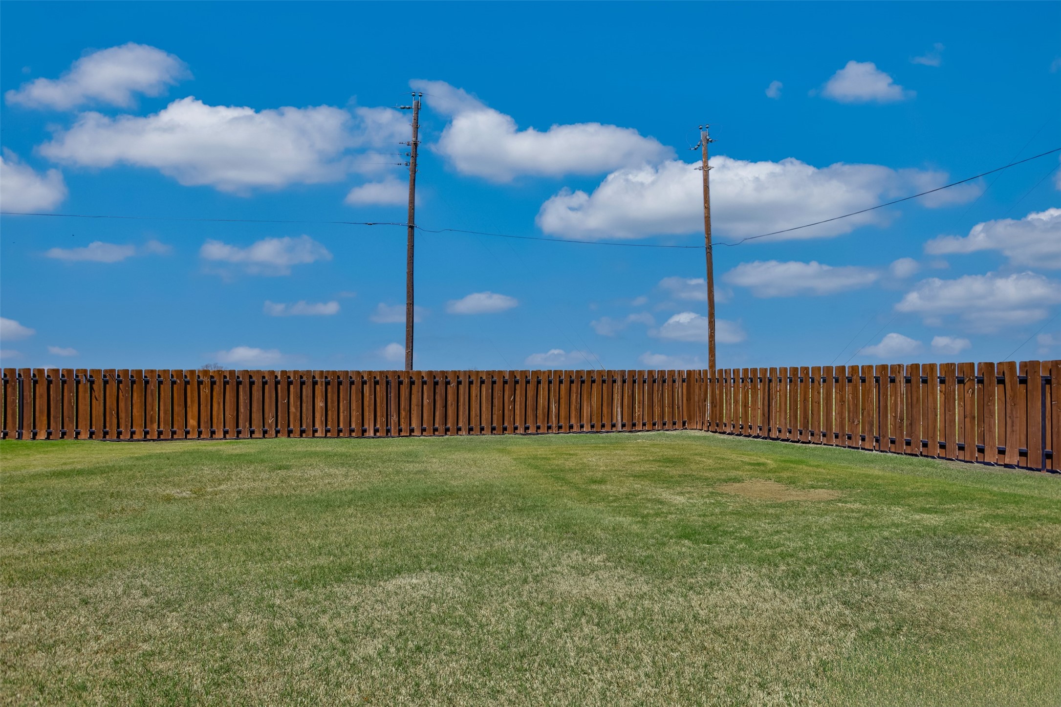 2008 Stanford Drive Gainesville TX 76240
