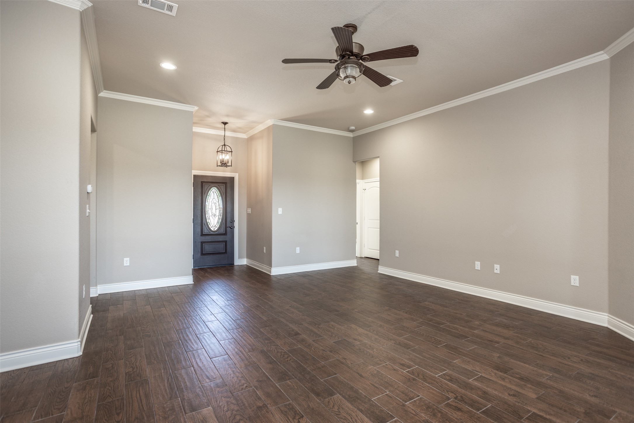 2008 Stanford Drive Gainesville TX 76240