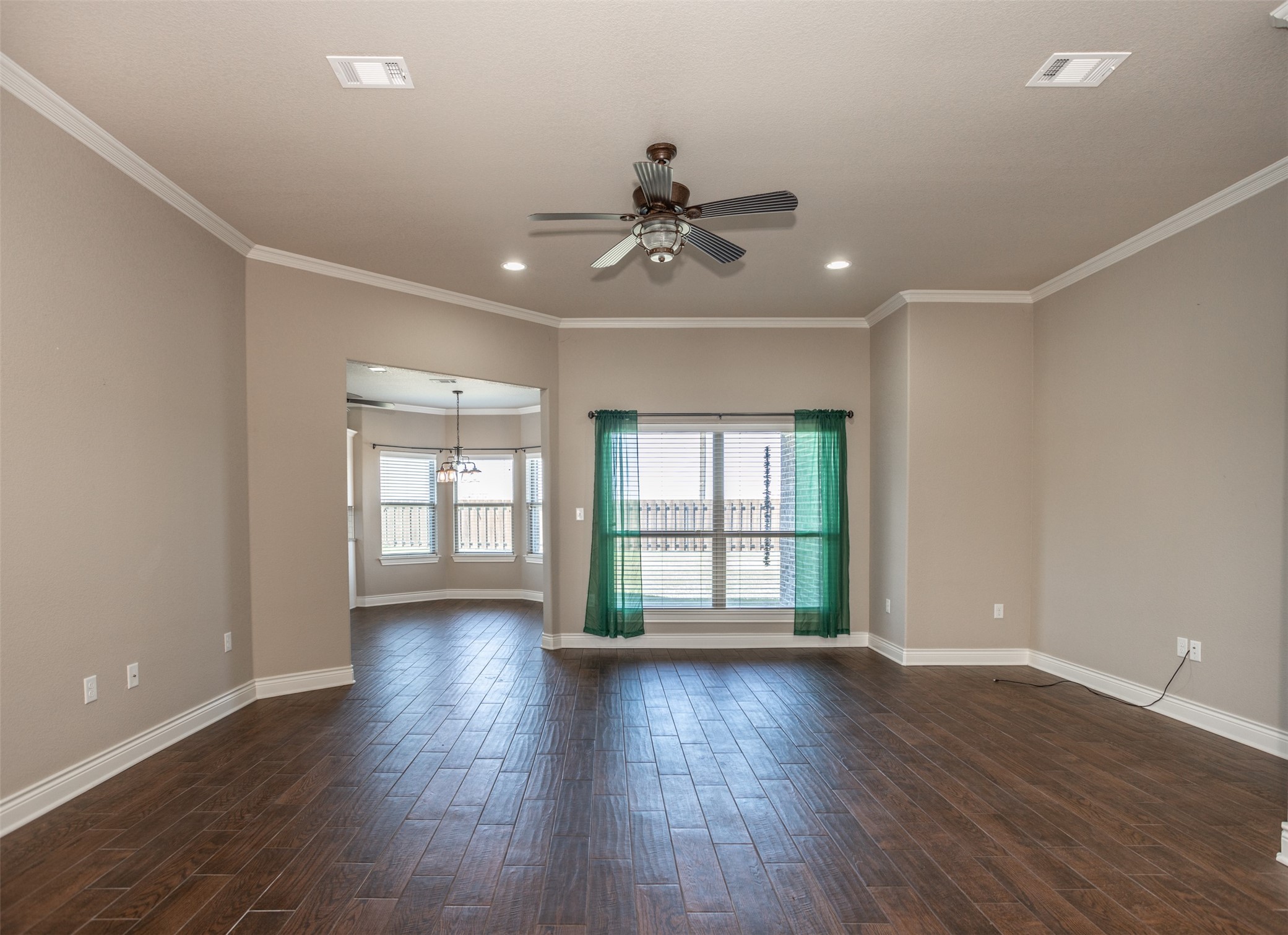 2008 Stanford Drive Gainesville TX 76240