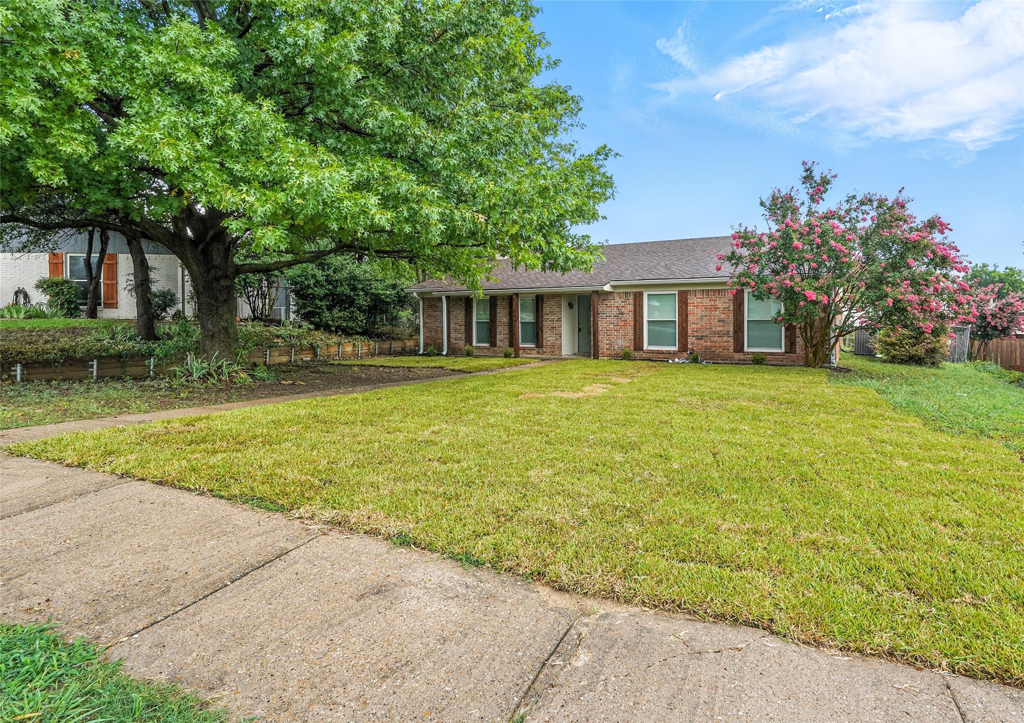 1409 Blanco Lane Garland TX 75040