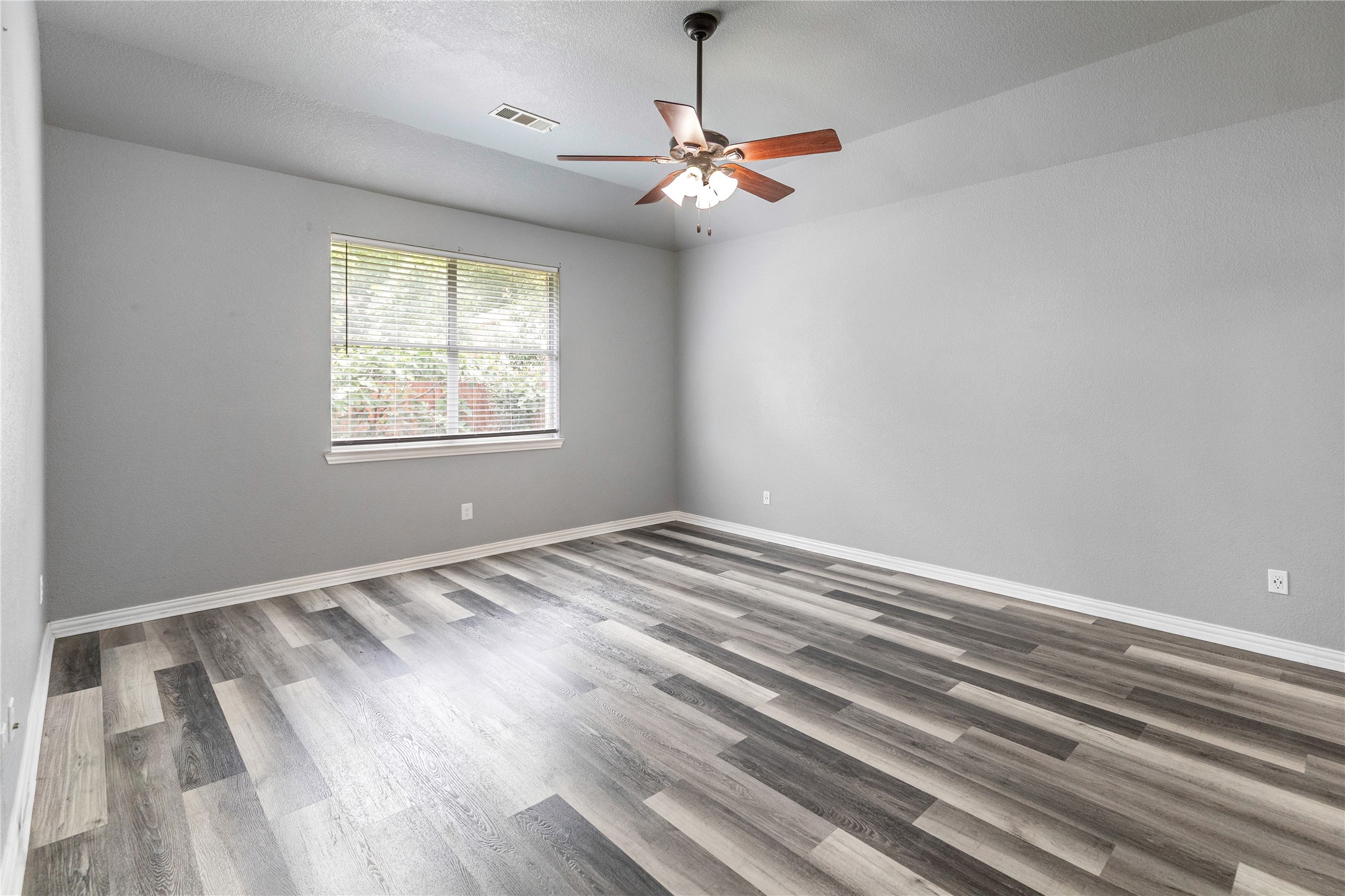 4952 Paddock Drive Fort Worth TX 76244
