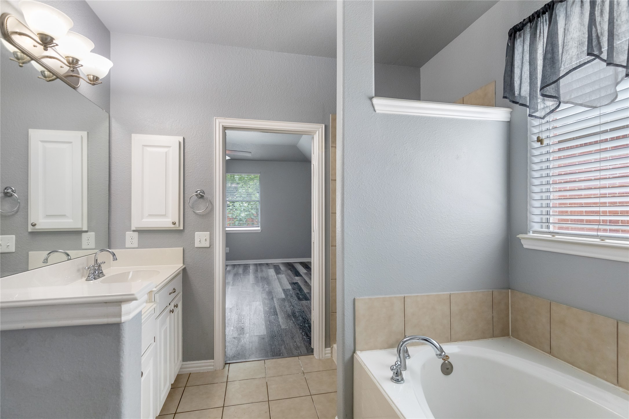 4952 Paddock Drive Fort Worth TX 76244