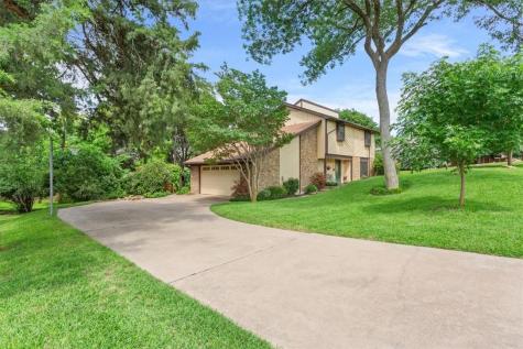 401 Poage Drive Woodway TX 76712