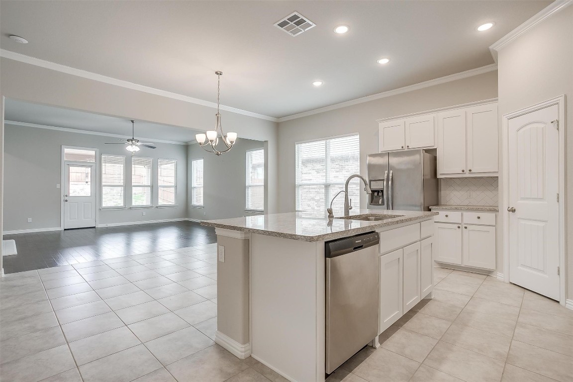 1537 Stanchion Way Weatherford TX 76087