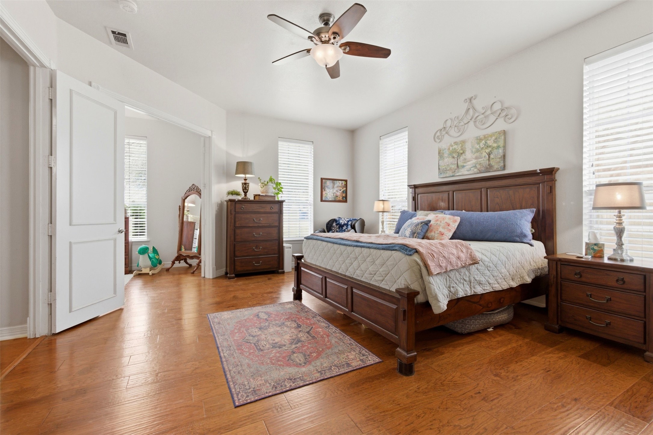 906 Valley View Avenue Red Oak TX 75154