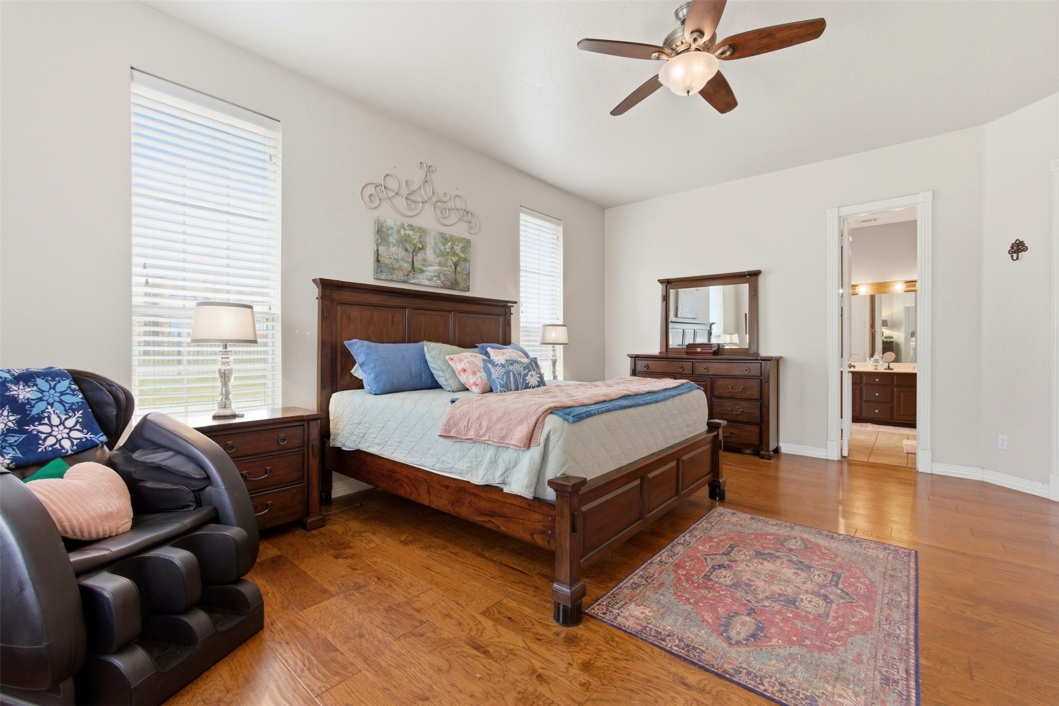 906 Valley View Avenue Red Oak TX 75154