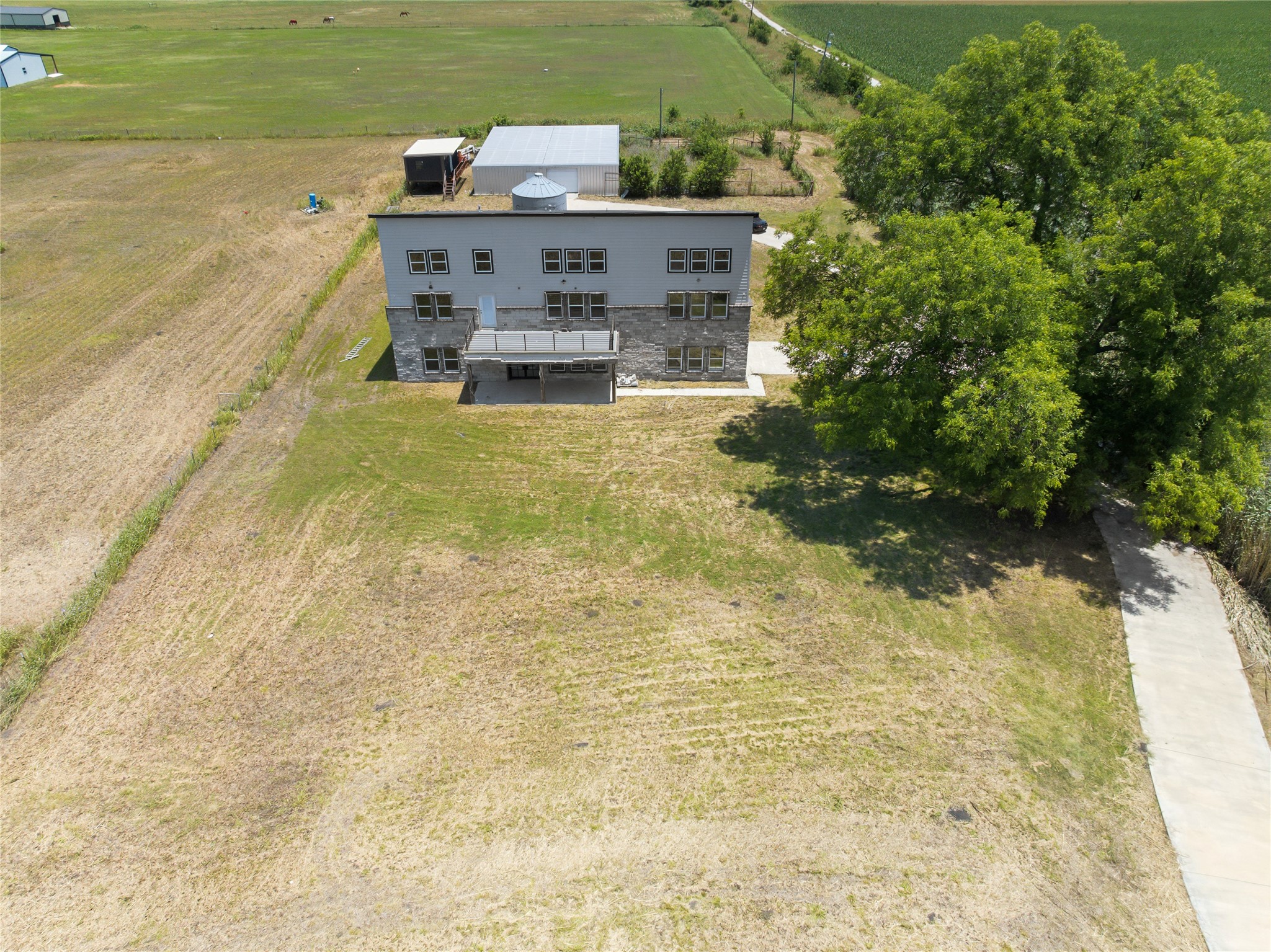 1614 County Road 1227 Cleburne TX 76033