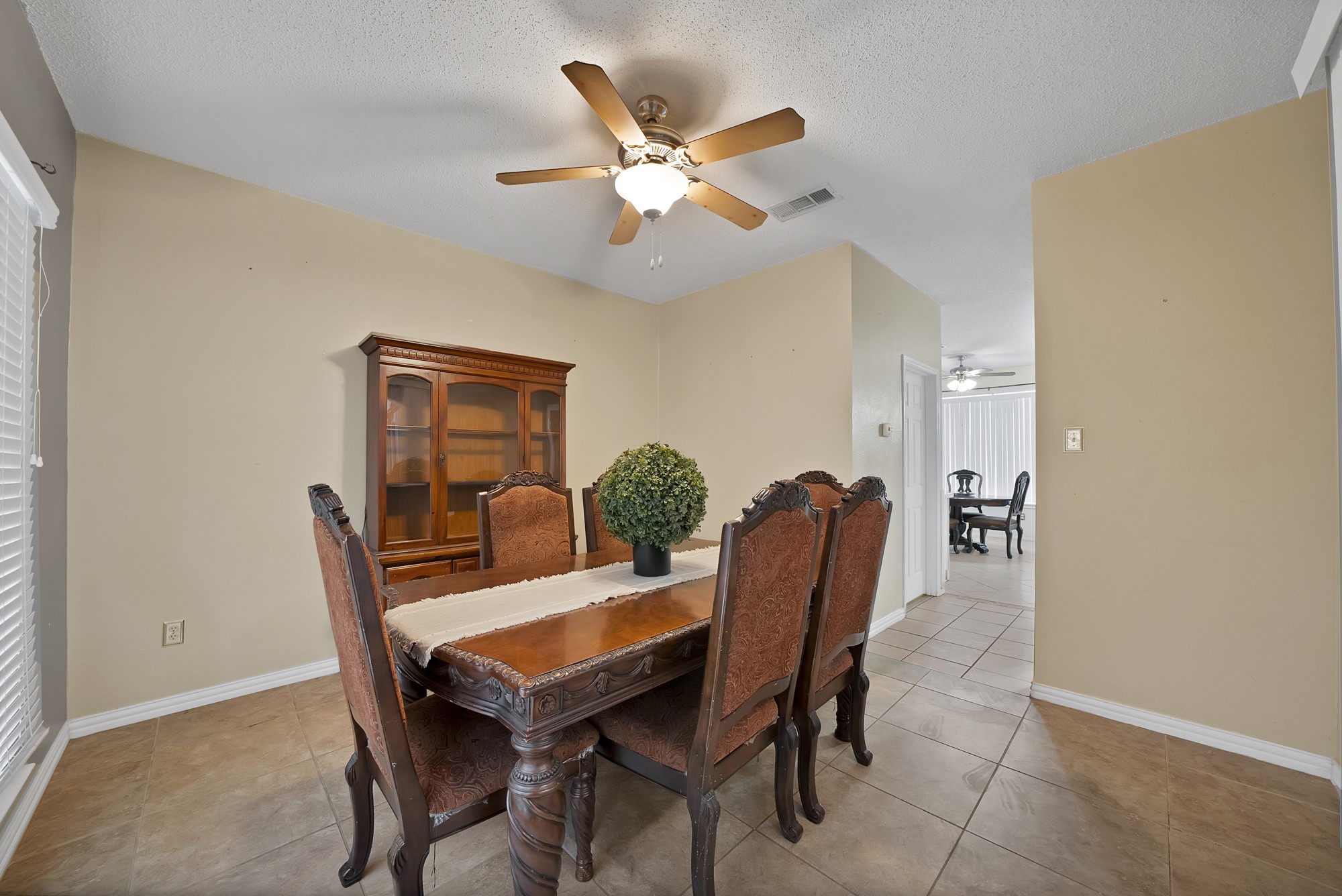 745 Woodridge Drive Desoto TX 75115