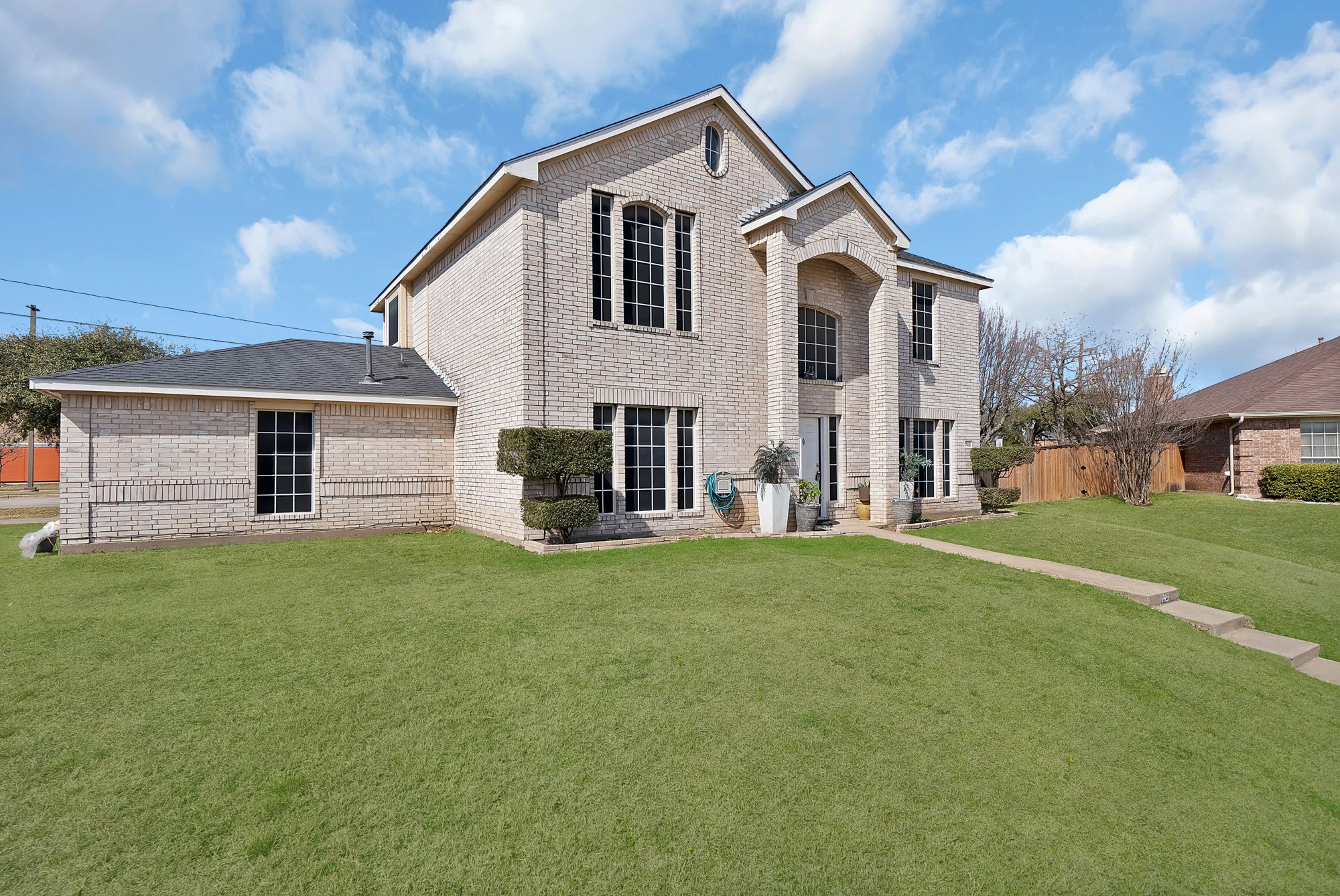 745 Woodridge Drive Desoto TX 75115