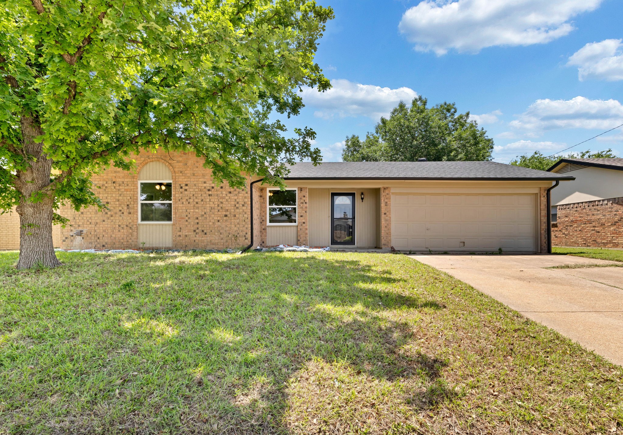 6028 Herschel Drive Watauga TX 76148
