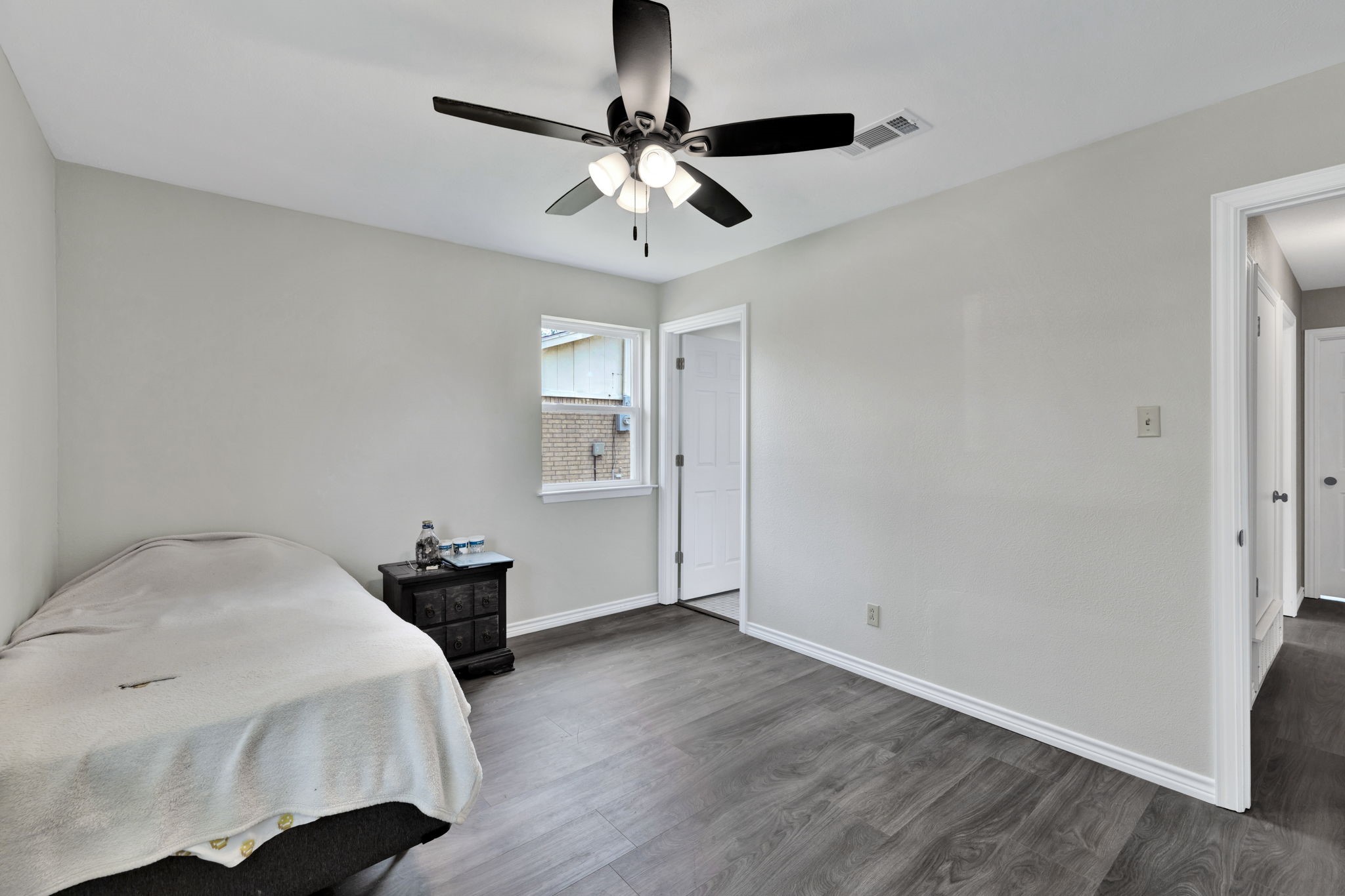 6028 Herschel Drive Watauga TX 76148