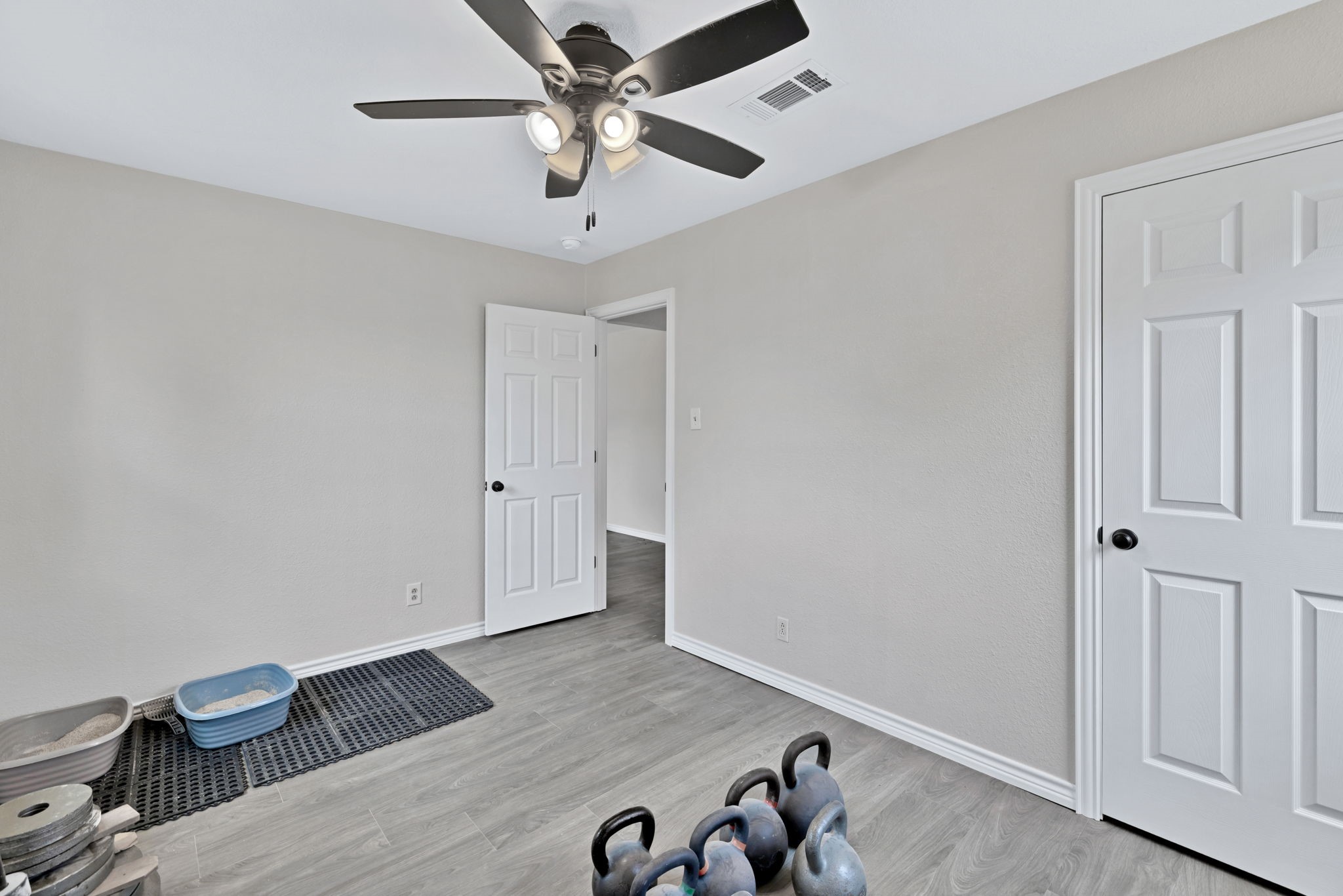 6028 Herschel Drive Watauga TX 76148