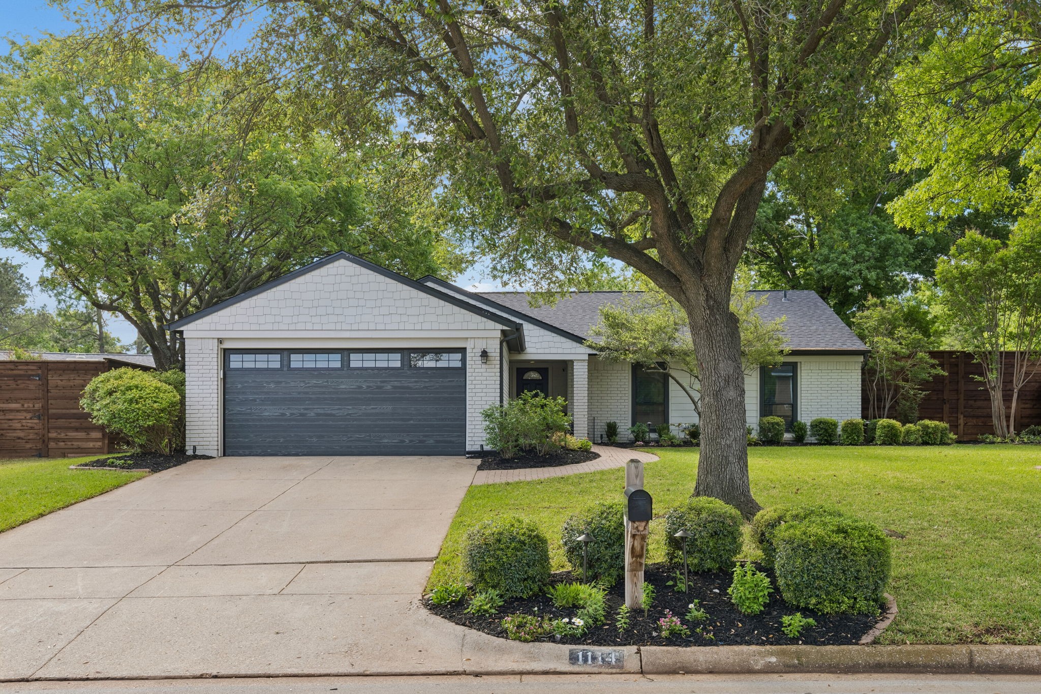 1114 Normandy Drive Grapevine TX 76051