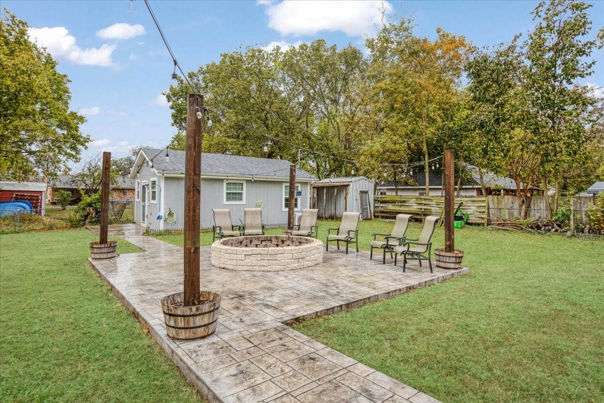 107 S Branch Street Bells TX 75414