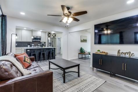 102 Baldwin Street Red Oak TX 75154