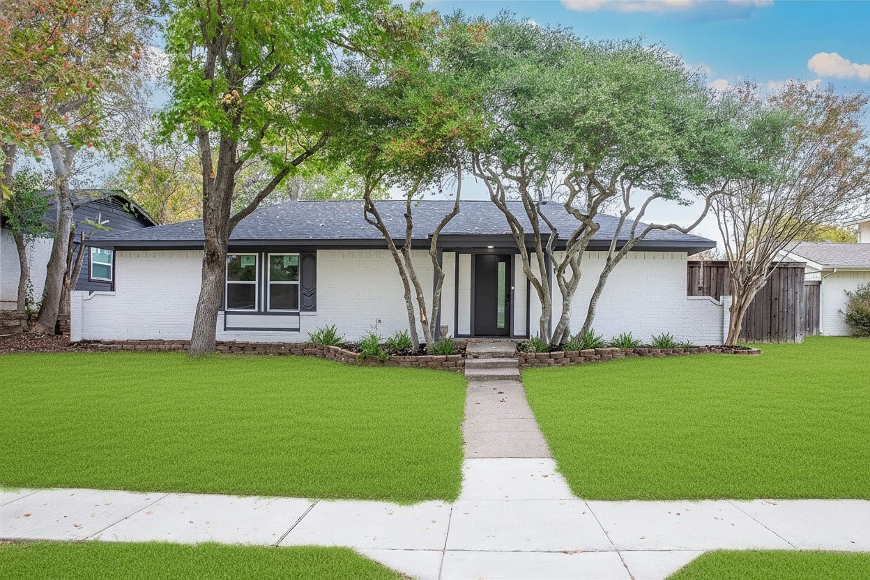 725 Middle Glen Drive Garland TX 75043