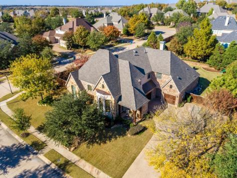 721 Lark Street Lantana TX 76226
