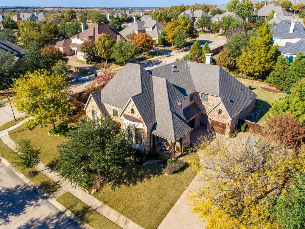 721 Lark Street Lantana TX 76226