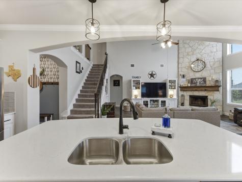 602 Dean Box Drive Waxahachie TX 75165