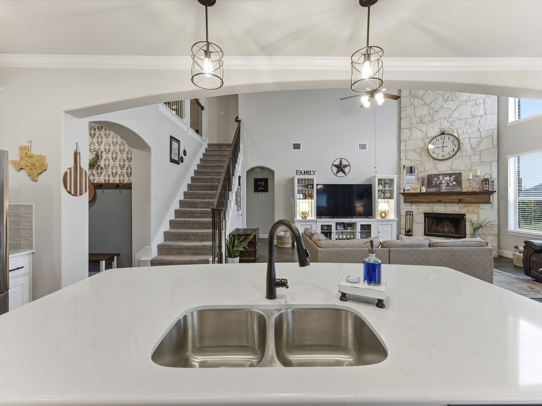 602 Dean Box Drive Waxahachie TX 75165