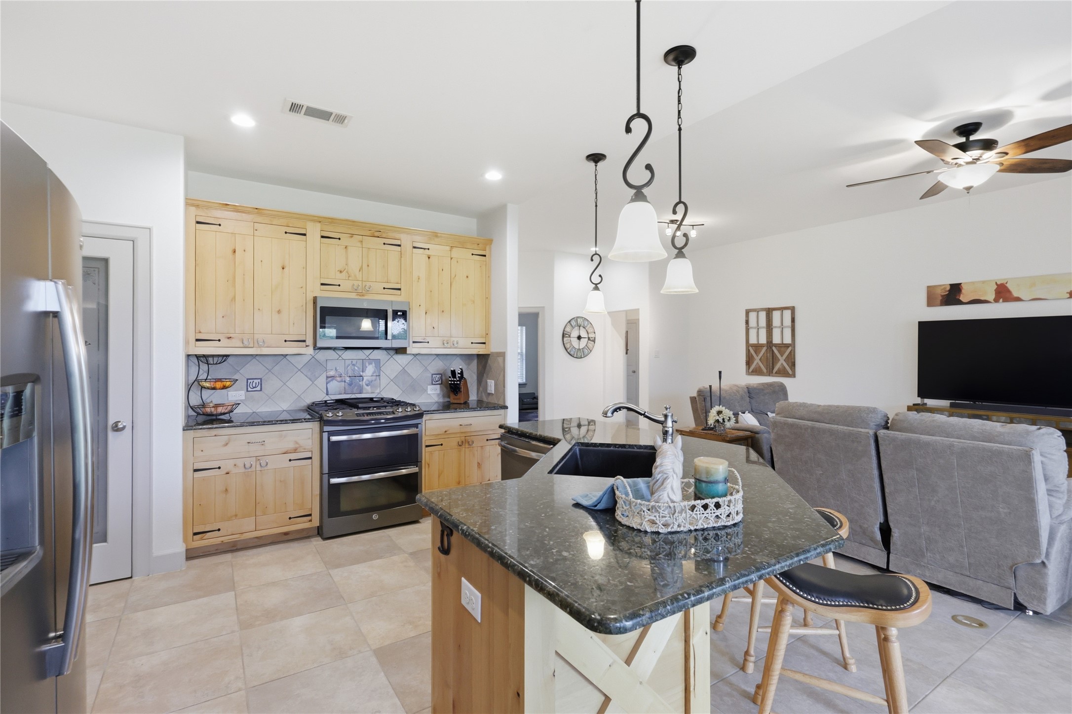198 County Road 1262 Whitesboro TX 76273