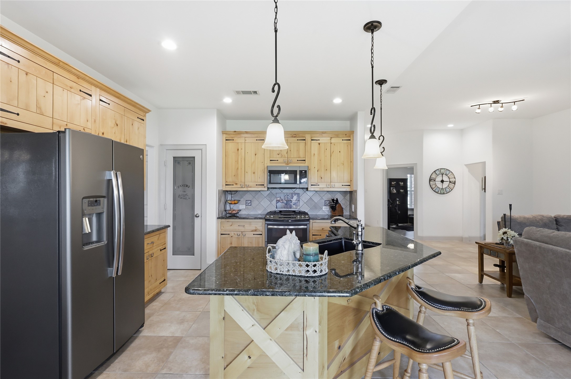 198 County Road 1262 Whitesboro TX 76273