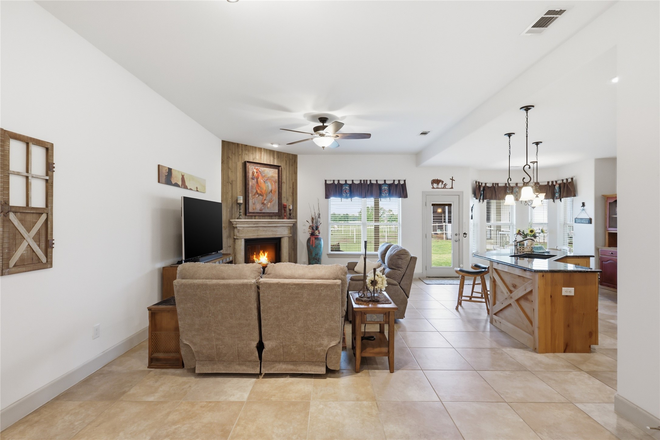 198 County Road 1262 Whitesboro TX 76273