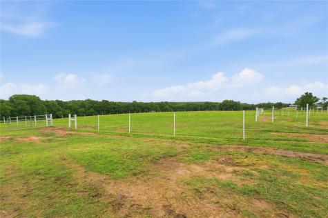 198 County Road 1262 Whitesboro TX 76273