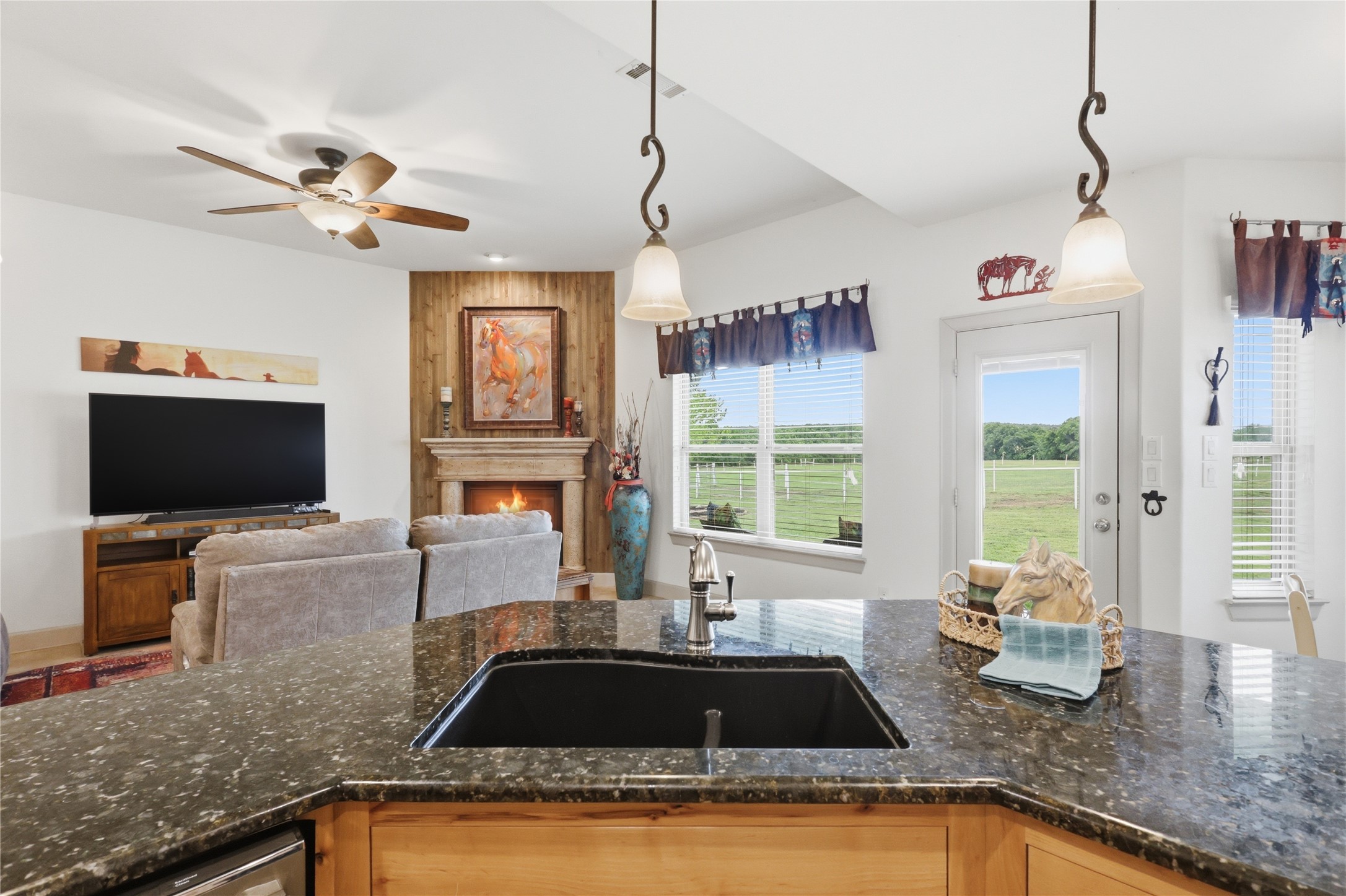 198 County Road 1262 Whitesboro TX 76273